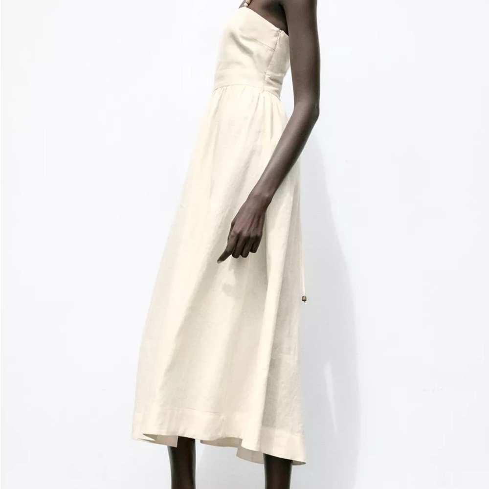 Elegant Cream Lace-Up Back Dress - Picture 2 of 11